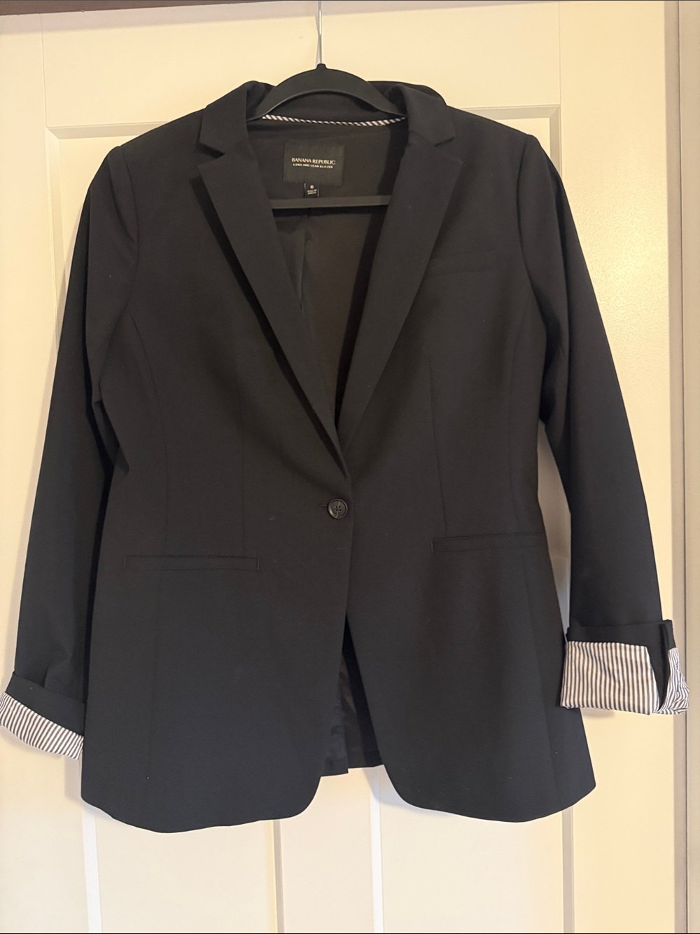 Banana Republic Black Tailored Single-Button Blazer
